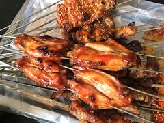 -喝丢一只鞋海鲜烧烤·海肠捞饭(文体街店)