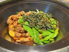 -山河屯铁锅炖·非遗东北菜(南山店)