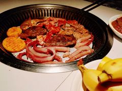 -钱小奴创意自助餐厅·山野黑猪肉畅吃(苏州昆山招商花园城店)