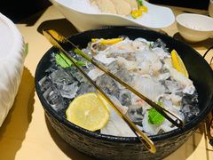 -余欢领鲜火锅(新街口店)
