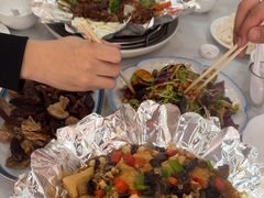 -一口猪海鲜浑锅·东北家常菜