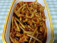 鱼香肉丝-京味斋·北京烤鸭(华威桥北工大店)