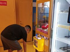-不可思议减压馆·解压博物馆·摔碗发泄·团建定制