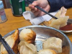 -黄阿姨锅贴大王(万航渡路店)