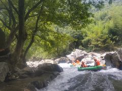 景点-雅鲁激流探险漂流