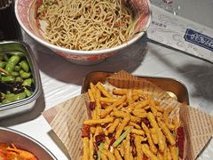 -石牌岭小亮蒸虾•湖北老字号(左岭店)