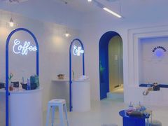 -Blue Concept Cafe&Farm·關於藍
