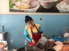 景观位-榮泰米粉湯(Left Shop)