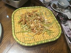 -黄泥岗·地道湖北菜(奥特莱斯店)