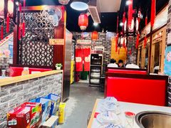 -鲁员外地锅鸡地锅鱼(古墩路店)