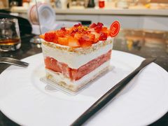 草莓西瓜蛋糕-双风车咖啡馆 Twin Windmills(六道口店)