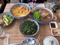 -峇峇娘马来西亚餐厅(望京SOHO店)
