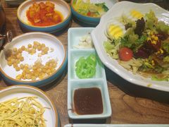 -明洞阿姨·韩式酱蟹烤肉·创意料理(三元桥店)