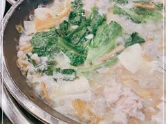 -老来福·非遗酸汤兔(凯旋路店)