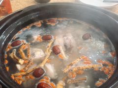-濠轩阁特色生蚝火锅(水湾路店)