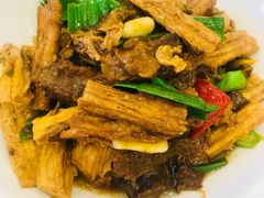 腐竹烧牛腩-老回回饺子馆(海洋馆店)