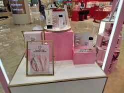 -奥伦纳素Erno Laszlo