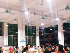 大堂-标记美食新鲜猪杂(兴南大道店)