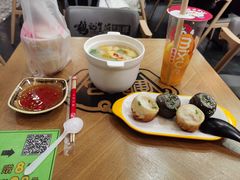-小杨生煎(黄河路美食休闲街店)