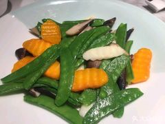 -雀蓝川菜(奥体广场店)