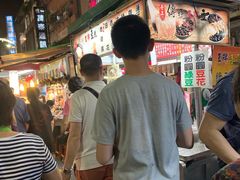 -六合夜市