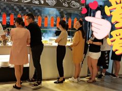 -上海滴水湖皇冠假日酒店