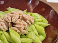 胡椒油青瓜桃仁-椒爱水煮鱼川菜(月星环球港店)