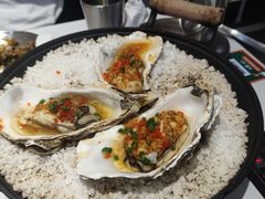 盐焗乳山生蚝-虎婆冷饮店·海南特色炒冰(三亚湾店)