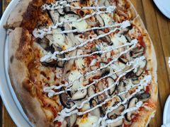 -城市大道红炉披萨烘焙坊