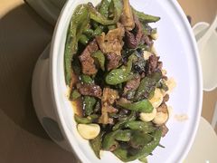 -关东小磨东北菜(上海长风大悦城店)