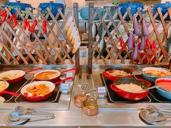 -圣丰索菲特·2 On 988 Café 自助餐厅