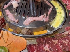 -哈哈碳都·牛肋条无限自助烤肉(台江万达店)