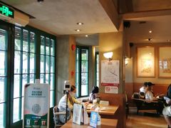 -星巴克(武康路店)