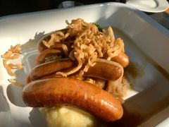 肉肠拼盘配酸菜和土豆泥-宝莱纳餐厅(滨江店)