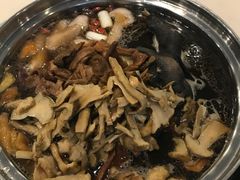 -太婆天府山珍酒楼(亚运村店)