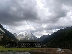 -亚拉雪山风景区