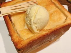 -童年小筑餐厅(申花路店)