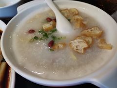 荔湾艇仔粥-卓粤拉肠(红庙店)