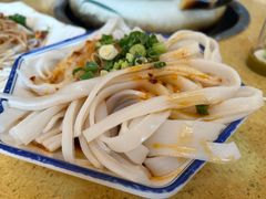 -东巴谷野生菌火锅餐厅