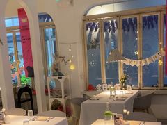 -春树下·树屋花房西餐厅(罍街AS1980店)