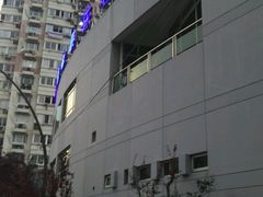 -沈坚强游泳俱乐部(武宁南路店)