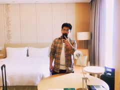 -南阳建业森林半岛假日酒店