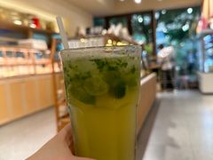 -Dough&Joe团憩(瑞虹天地月亮湾店)