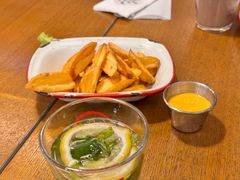 -Tube station站点比萨(王府井百货店)