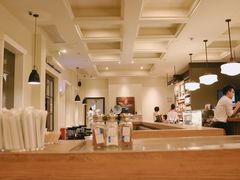 大堂-星巴克臻选(广州沙面店)