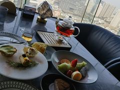 -Hi City·城市之巅