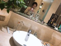 -芜湖白金汉爵大酒店
