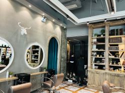 -QZHAIR SALON