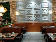 卡座-九寸花汀海鲜烤肉自助(中东迪克店)