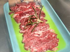 山野斑斓鲜牛肉-椰庭·椰子鸡·创意玩家(晶耀前滩店)